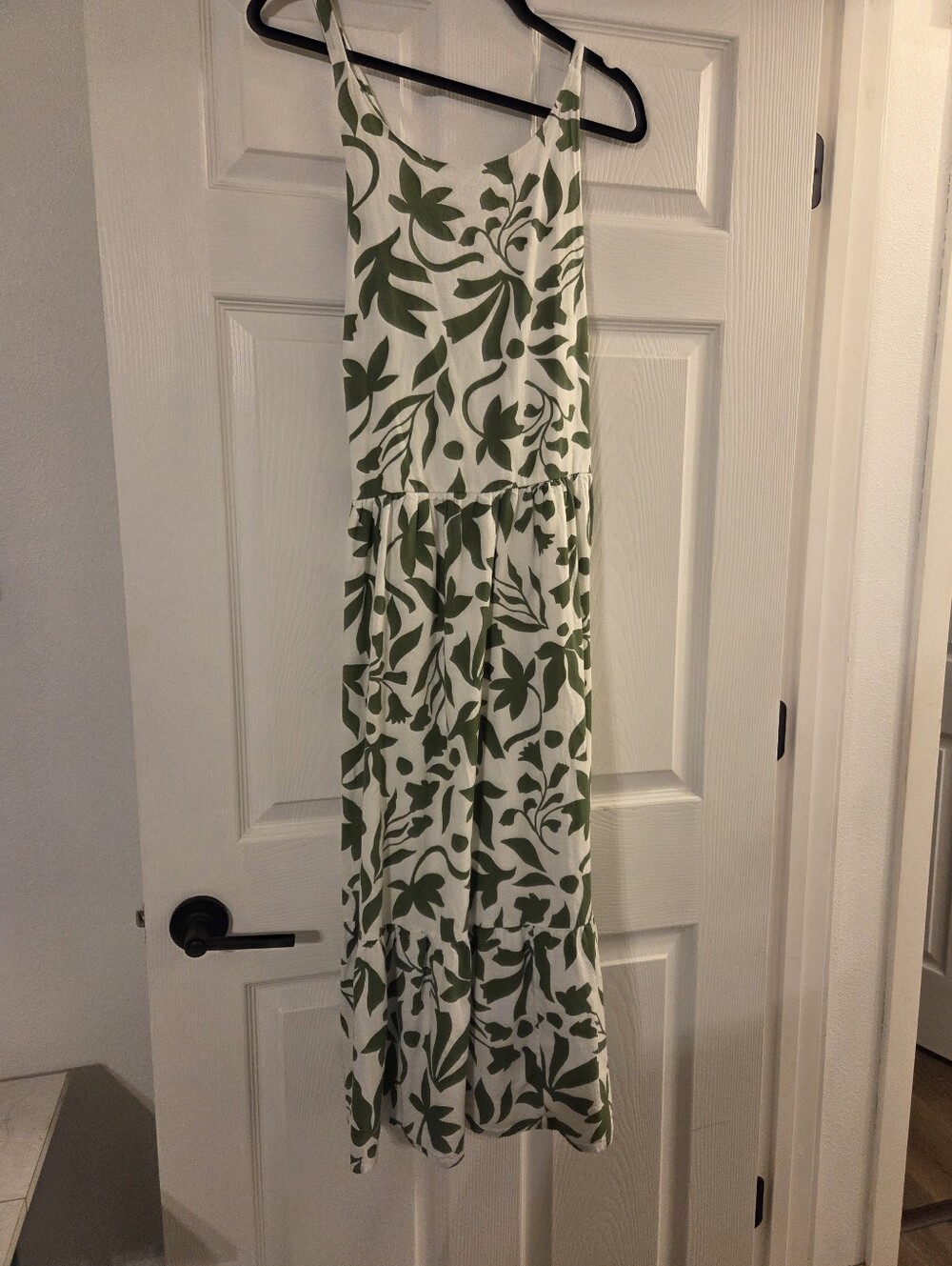 Time and Tru White Maxi Dress with Green Leaf Print